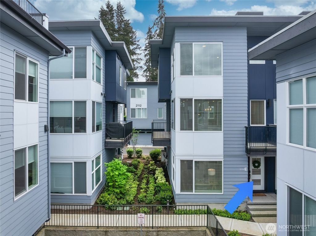 Photo of 2116 N 147th St ST #E, Shoreline, WA 98133 (MLS # 2518176)