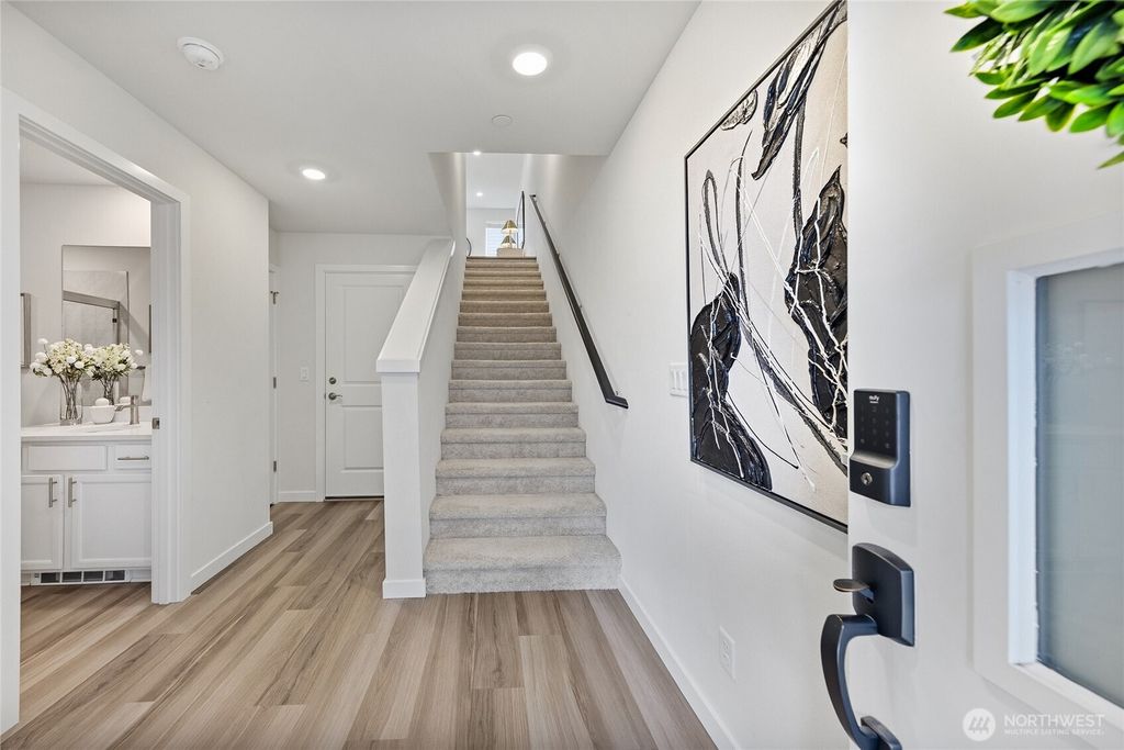 Photo of 2116 N 147th St ST #E, Shoreline, WA 98133 (MLS # 2518176)