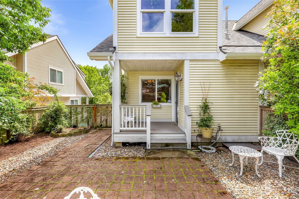 Photo of 3304 S Holly Place, Seattle, WA 98118 (MLS # 2073519)
