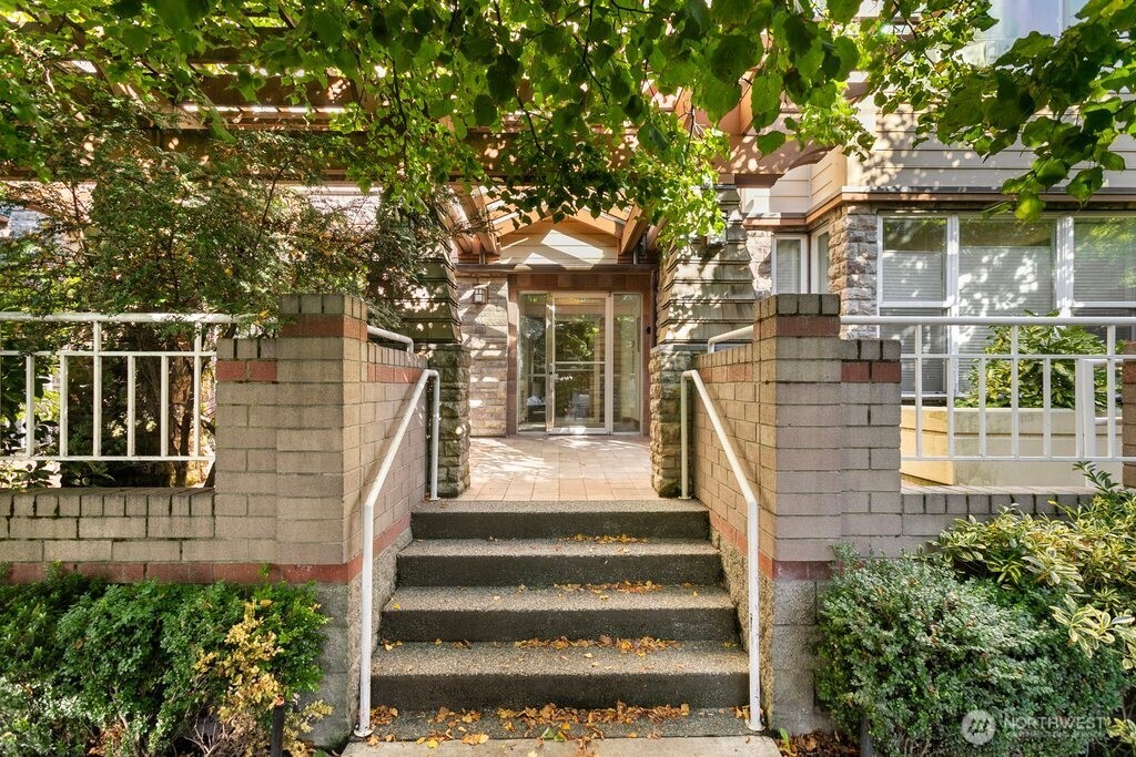 1762 NW 57th Street 501