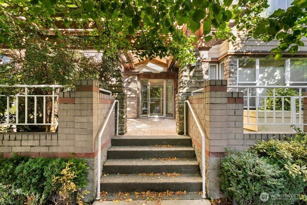 Photo of 1762 NW 57th Street #501, Seattle, WA 98107 (MLS # 2443862)