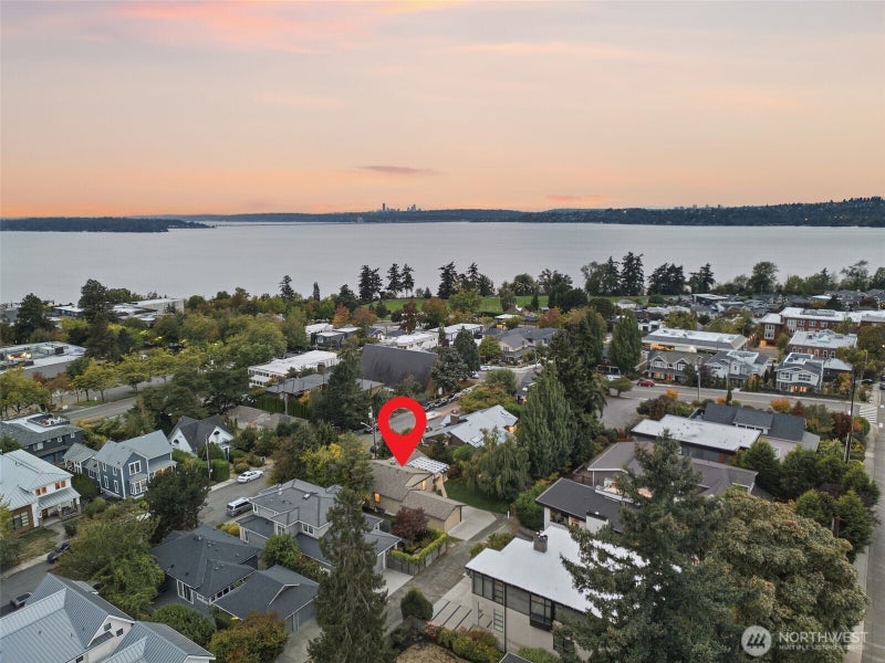 124 6th Avenue