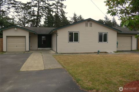 Photo of 198 Octopus Avenue NE, Ocean Shores, WA 98569 (MLS # 2416437)