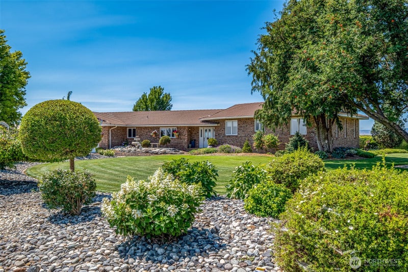 13461 W Hwy 28 W