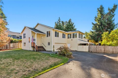 Photo of 3810 Maple Road, Lynnwood, WA 98037 (MLS # 2445265)
