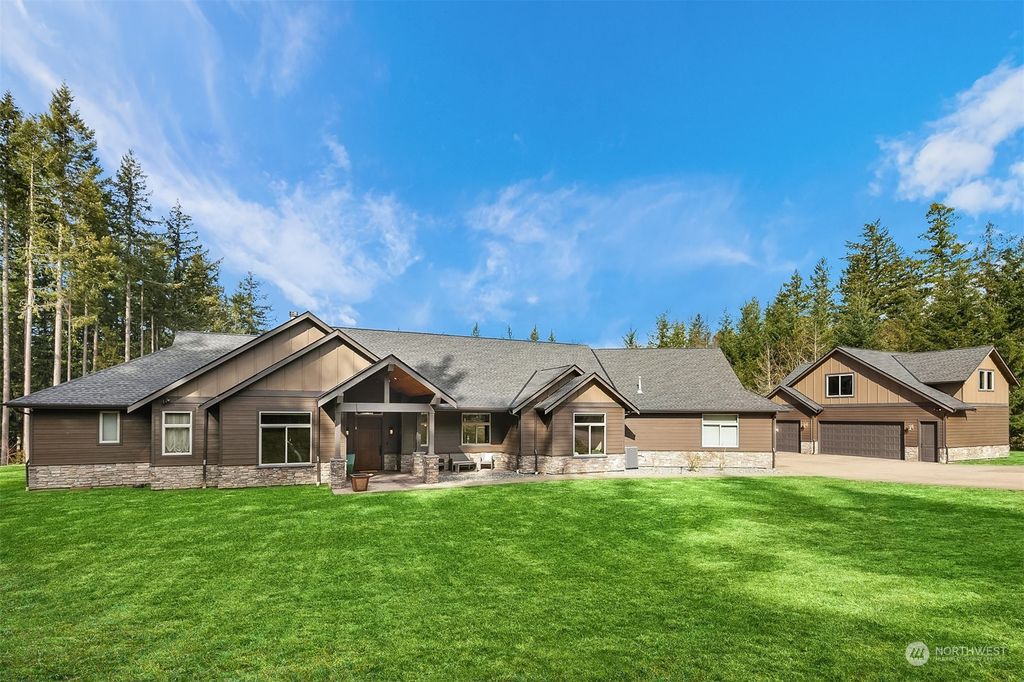 Photo of 6809 Lake Alice Road, Fall City, WA 98024 (MLS # 2042443)