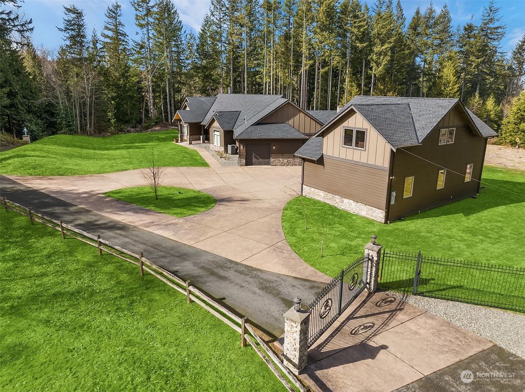 Photo of 6809 Lake Alice Road, Fall City, WA 98024 (MLS # 2042443)
