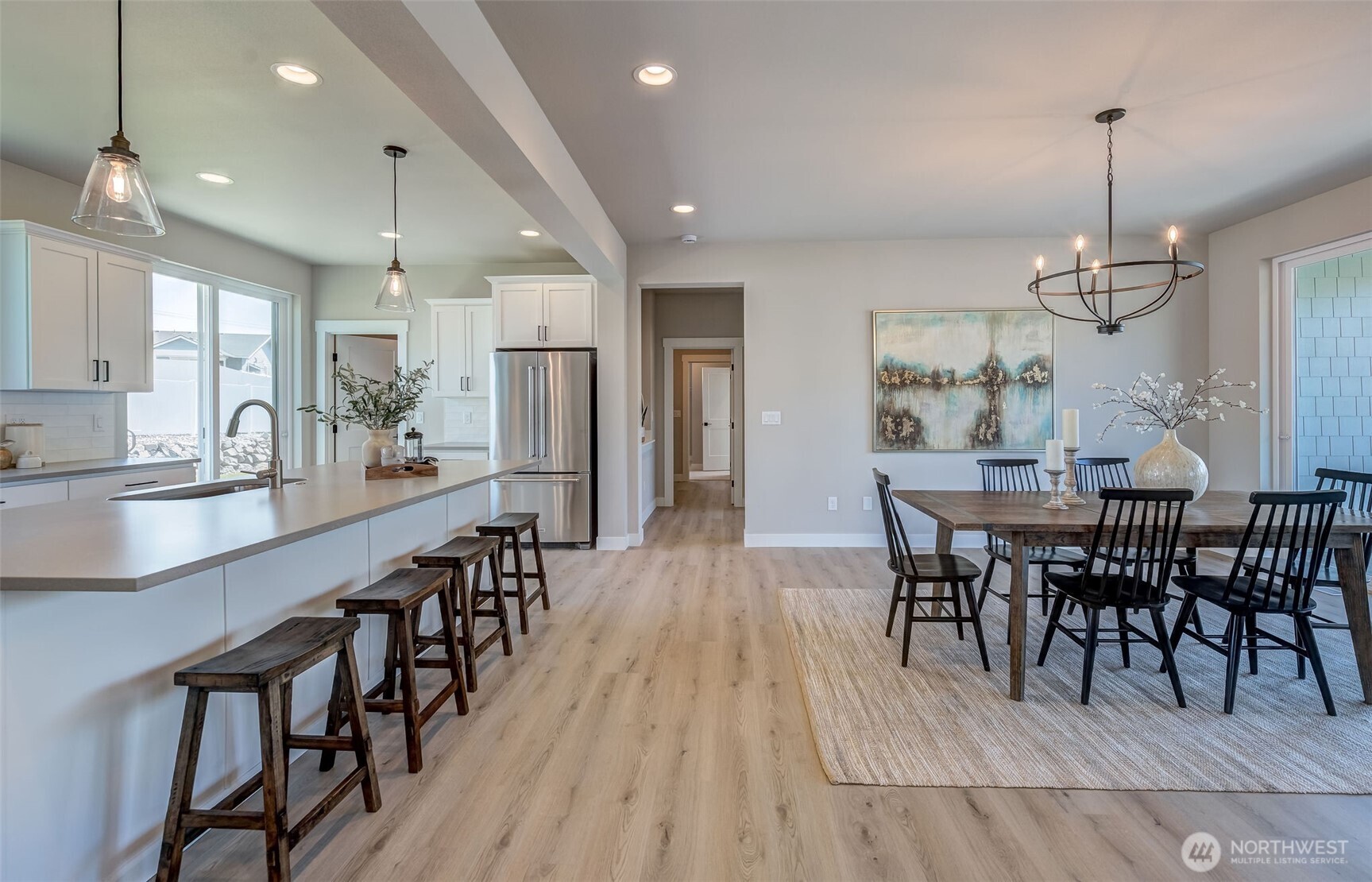 East Wenatchee, Washington 98802, United States, 3 Bedrooms Bedrooms, ,3 BathroomsBathrooms,Residential,Active,38201