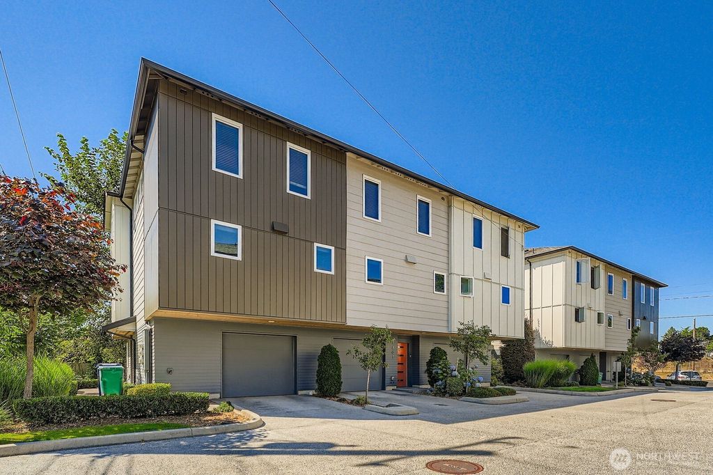 Photo of 1807 SW 96th Lane, Seattle, WA 98106 (MLS # 2414852)