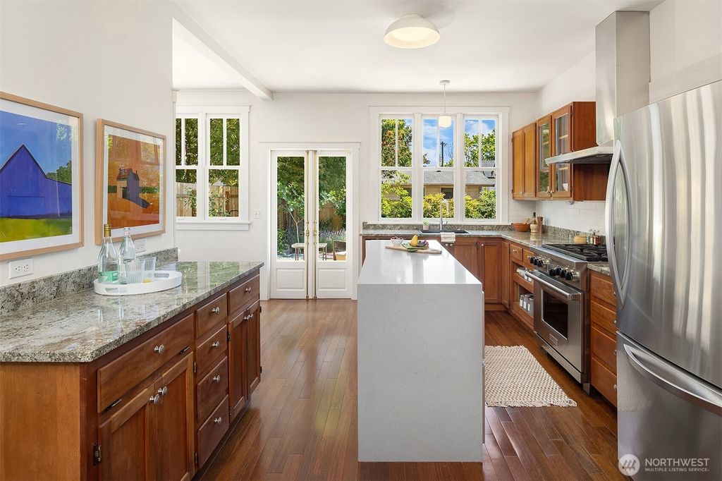 Photo of 906 24th Avenue S, Seattle, WA 98144 (MLS # 2391012)