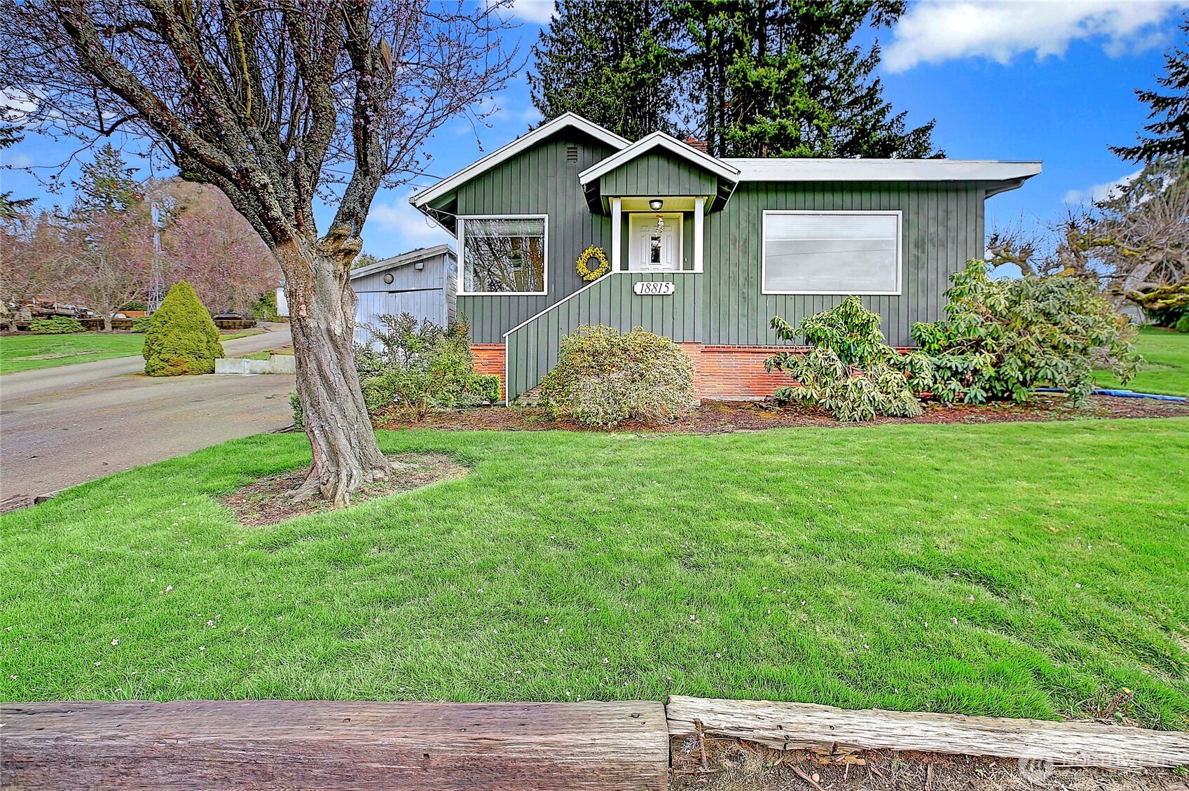 Listing image 1