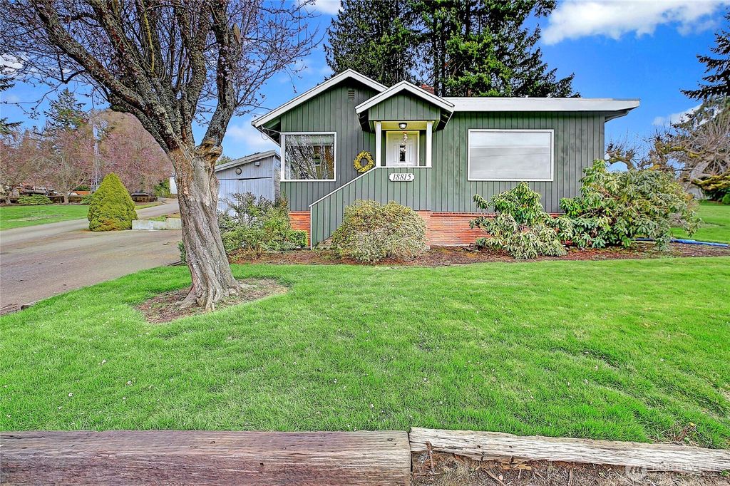 Photo of 18815 Clarence Ave Ave, Stanwood, WA 98292 (MLS # 2343740)