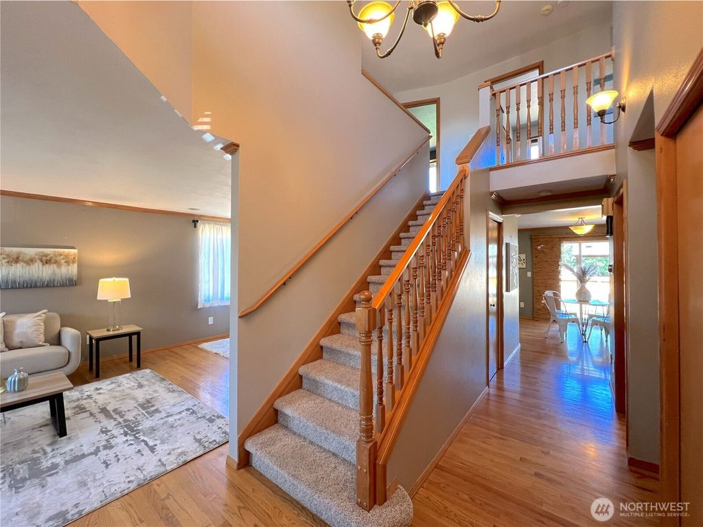 Photo of 26504 126th Place SE, Kent, WA 98030 (MLS # 2405008)