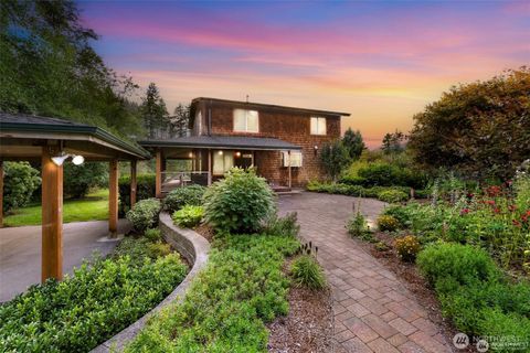 Photo of 9515 Sunrise Road, Blaine, WA 98230 (MLS # 2508035)