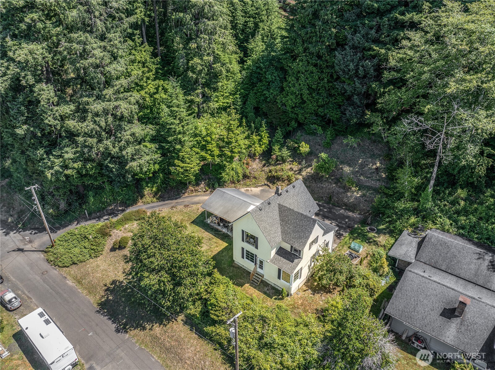 1608 Laura Street