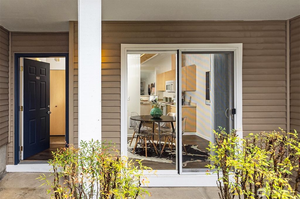 Photo of 14723 1st Lane NE #102, Duvall, WA 98019 (MLS # 2495310)