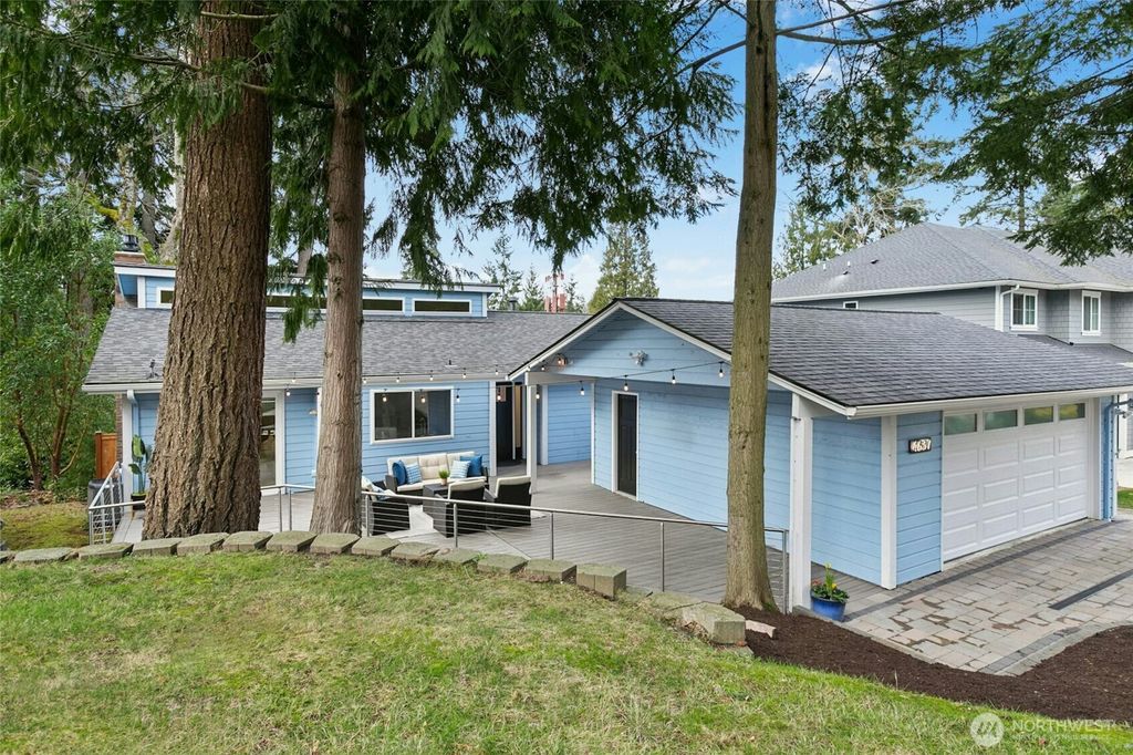 Photo of 4637 149th Avenue SE, Bellevue, WA 98006 (MLS # 2472642)