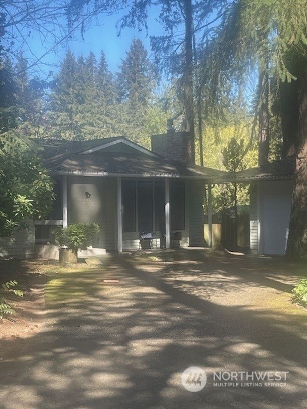 listing image 9360182779449009878