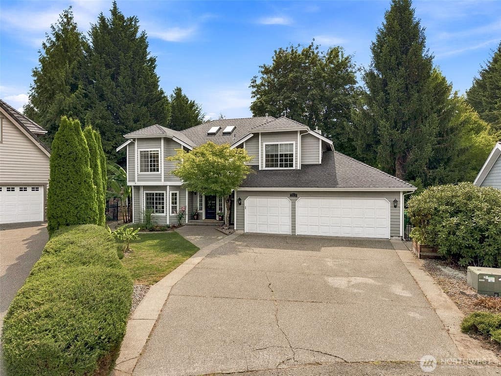 Photo of 2531 Buckingham Drive SE, Olympia, WA 98501 (MLS # 2571645)