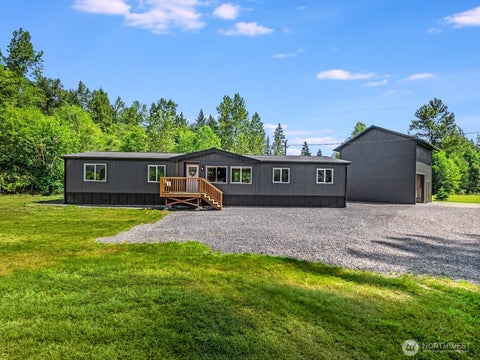 Photo of 20021 State Route 530 NE, Arlington, WA 98223 (MLS # 2551487)