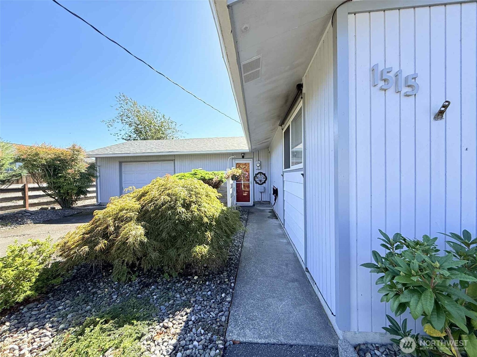 1515 W Waldrip Street
