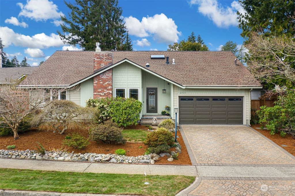 Photo of 6715 123rd Place SE, Bellevue, WA 98006 (MLS # 2050637)