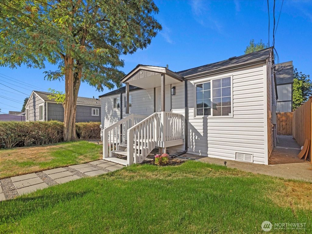 Photo of 9223 38th Avenue S, Seattle, WA 98118 (MLS # 2434562)