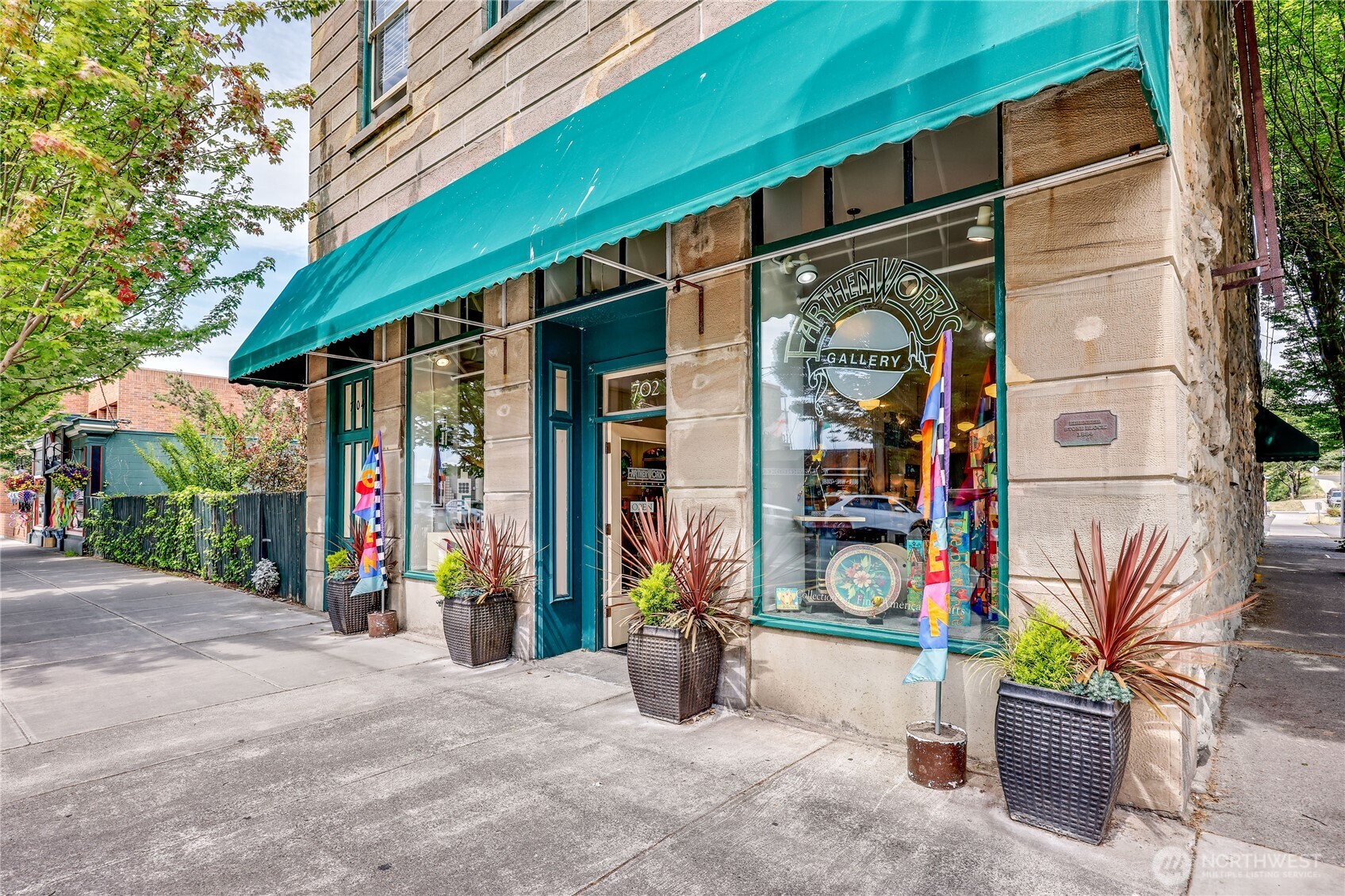 702 Water Street 1-3