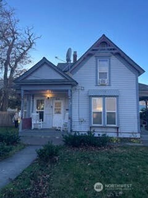 Photo of 818 S 4th Street, Dayton, WA 99328 (MLS # 2476427)