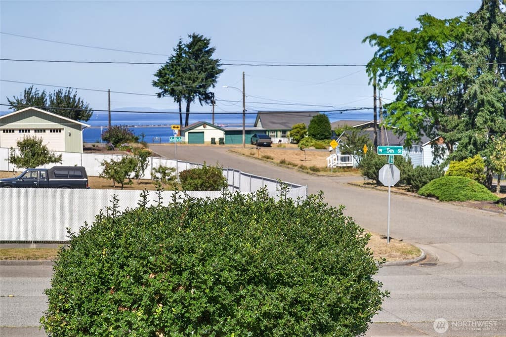 Photo of 804 W 5th Street, Port Angeles, WA 98363 (MLS # 2557276)