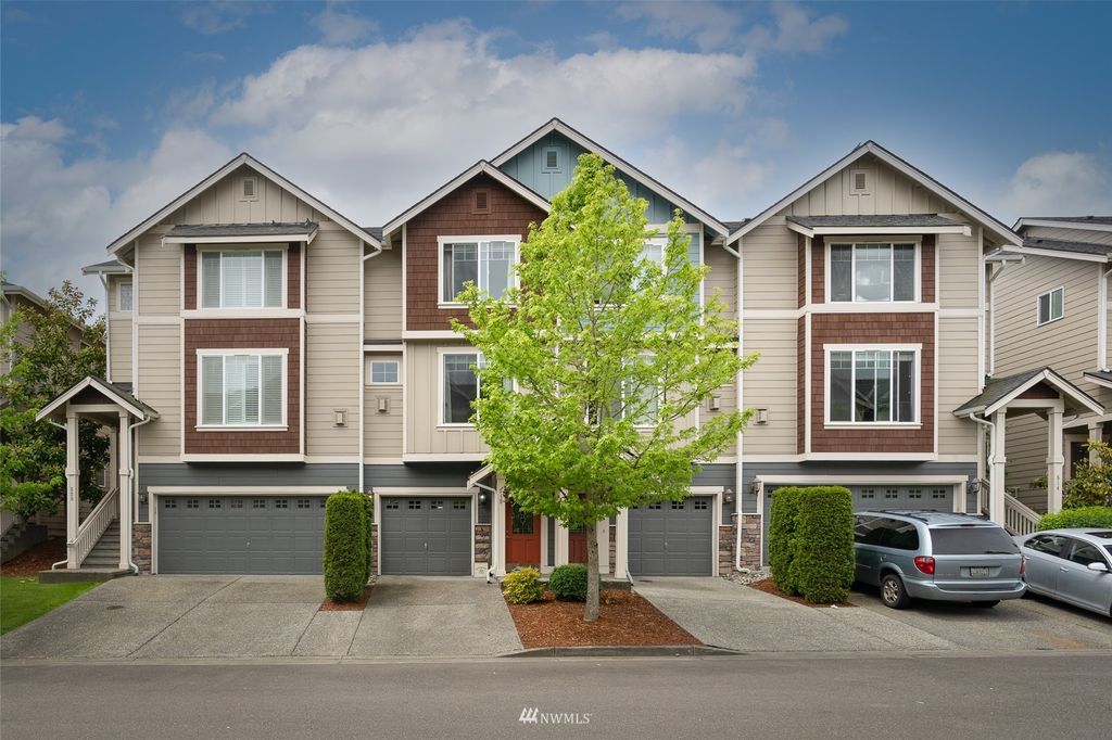 Photo of 518 Pilchuck Path, Everett, WA 98201 (MLS # 1950882)