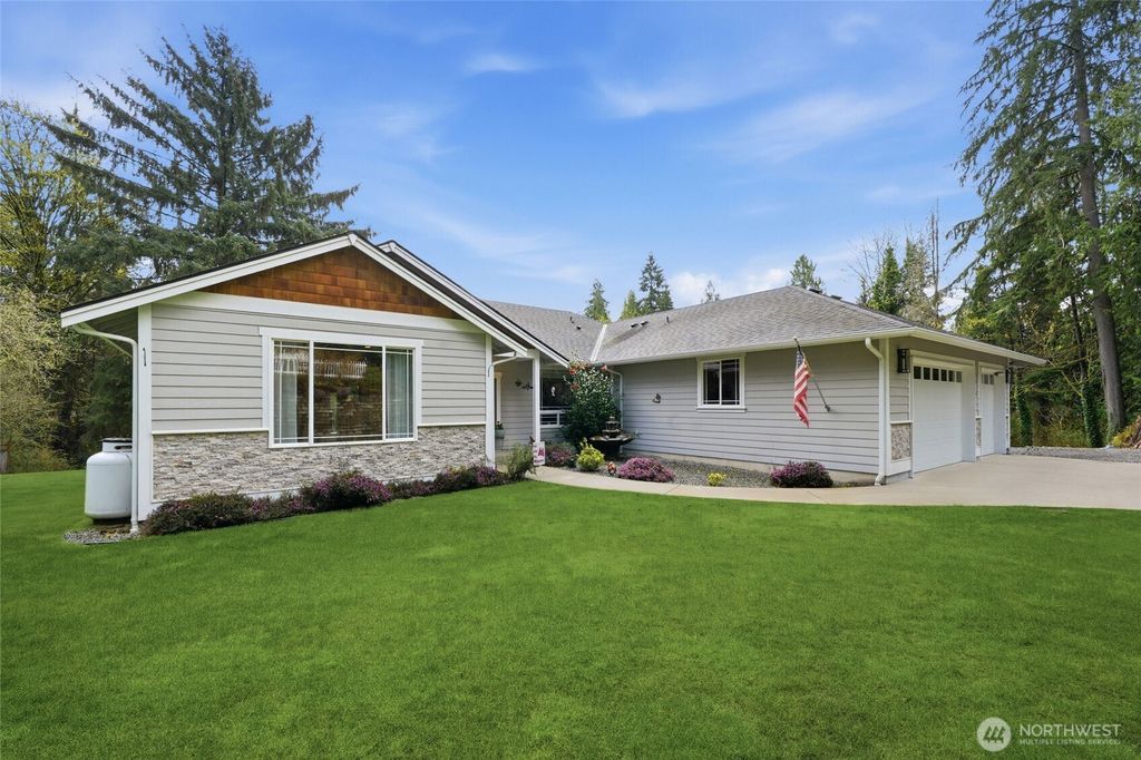 Photo of 7619 Fir Tree Lane, Lake Stevens, WA 98258 (MLS # 2507974)