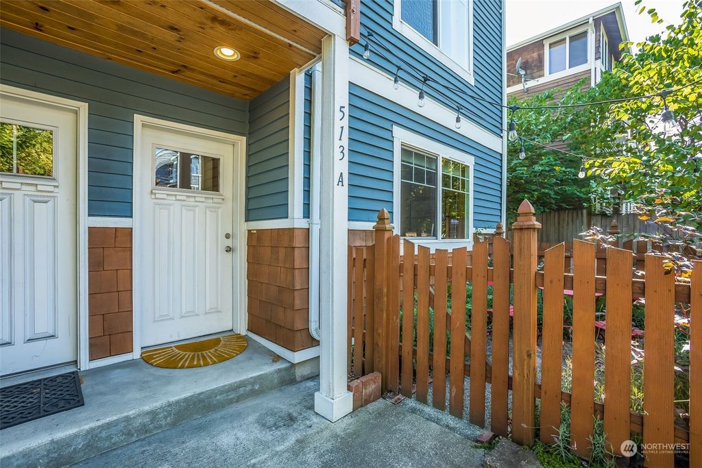 Photo of 513 N 46th Street #A, Seattle, WA 98103 (MLS # 2153721)