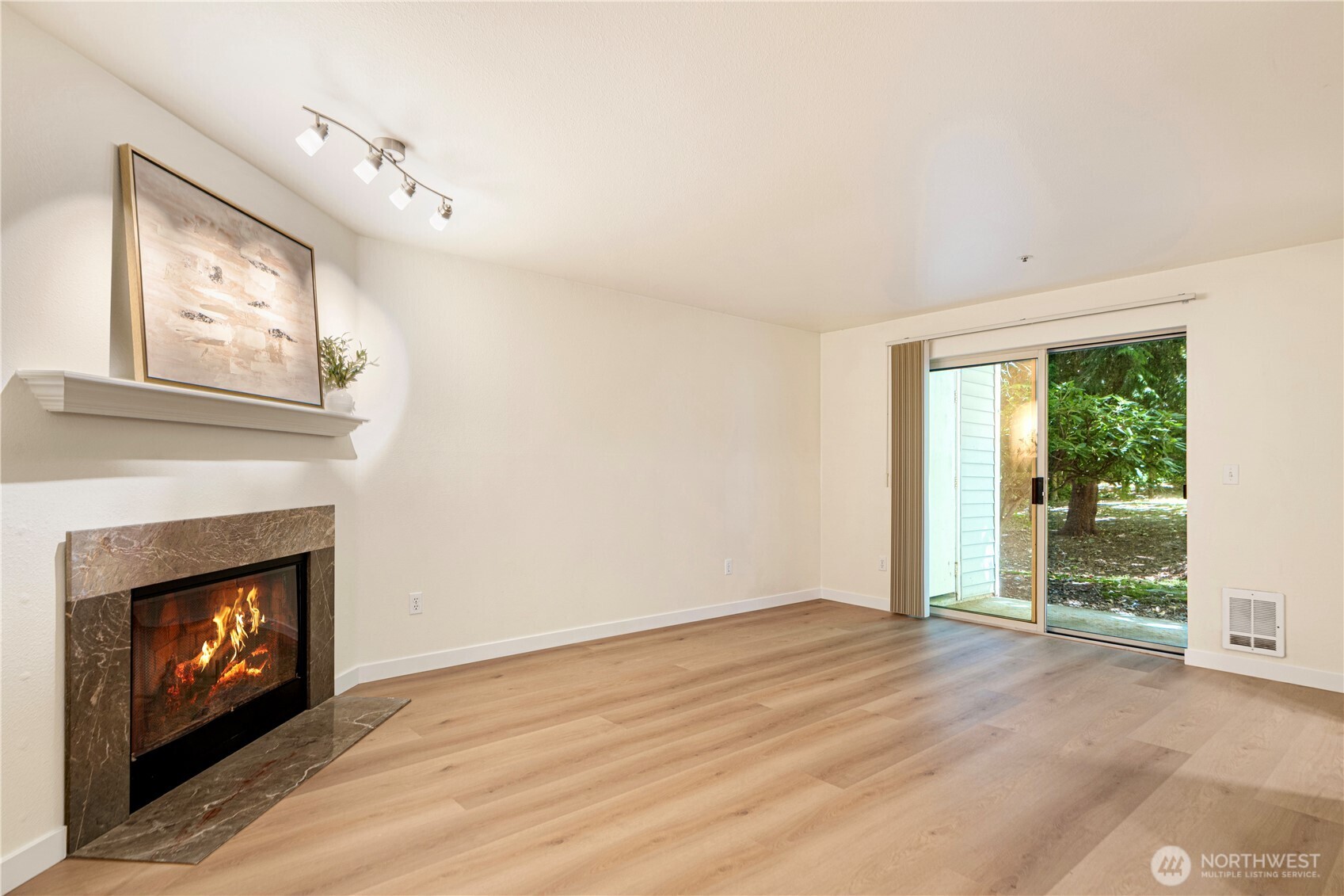 7453 Newcastle Golf Club Road E103