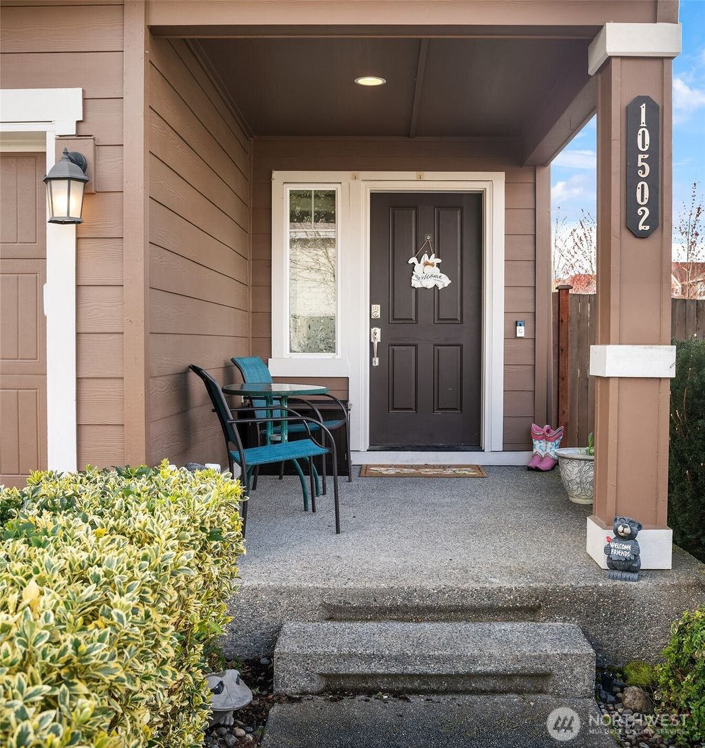 Photo of 10502 189th Street E, Puyallup, WA 98374 (MLS # 2500430)