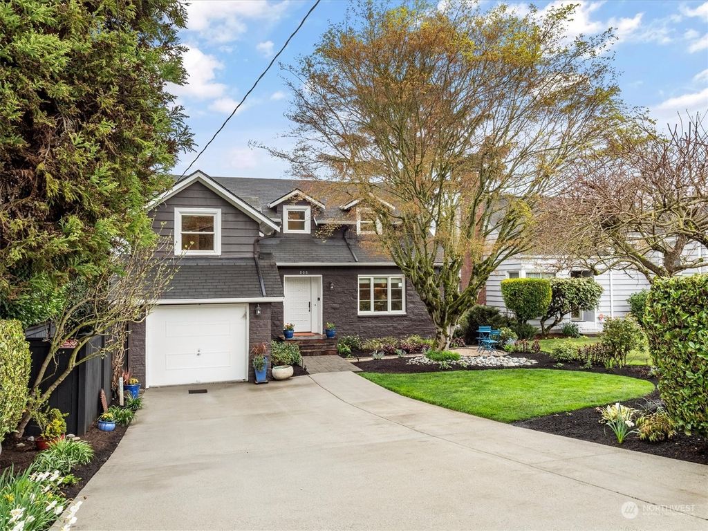 Photo of 808 Lake Washington Boulevard S, Seattle, WA 98144 (MLS # 2216097)