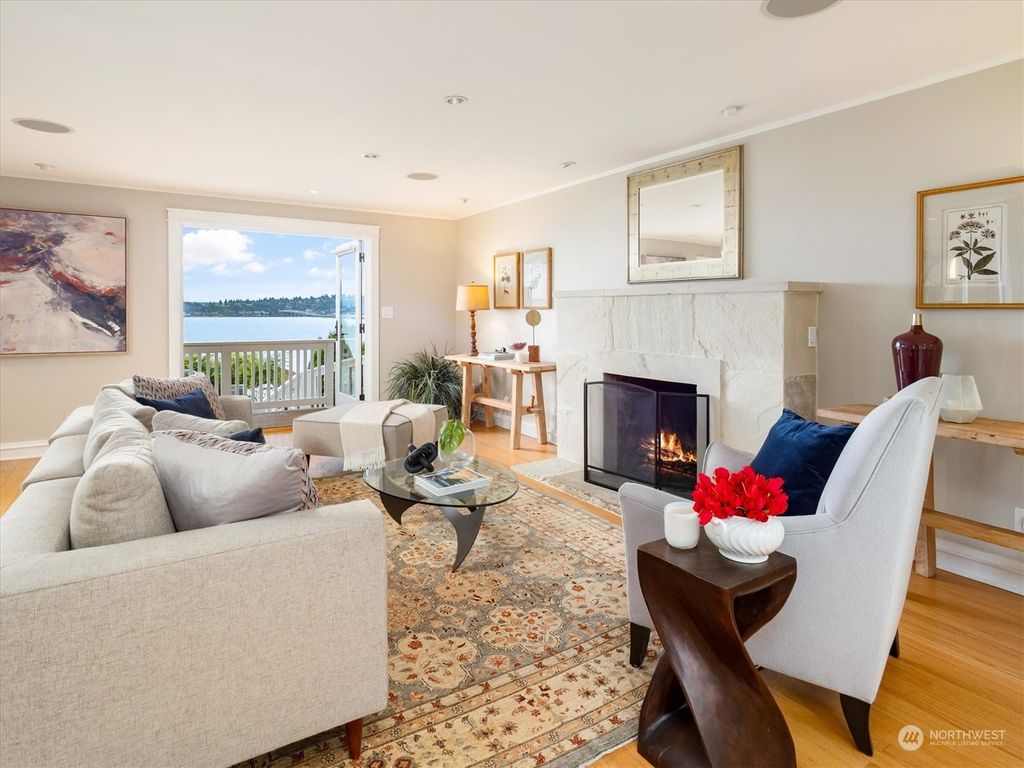 Photo of 808 Lake Washington Boulevard S, Seattle, WA 98144 (MLS # 2216097)