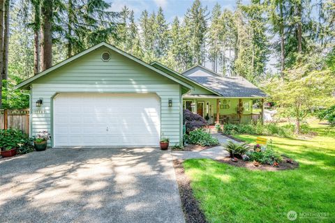 Photo of 17607 Vine Lane SE, Yelm, WA 98597 (MLS # 2531791)