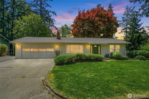 Photo of 711 Eagle Cliff Rd RD NE, Bainbridge Island, WA 98110 (MLS # 2517103)