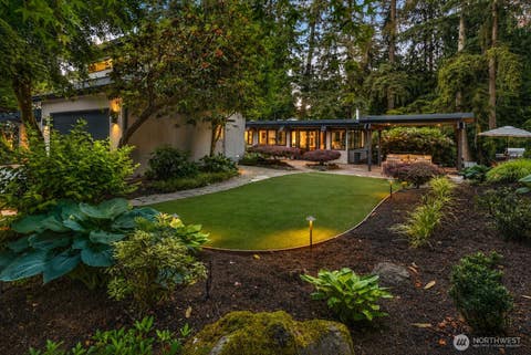 Photo of 2716 106th Place SE, Beaux Arts, WA 98004 (MLS # 2564323)