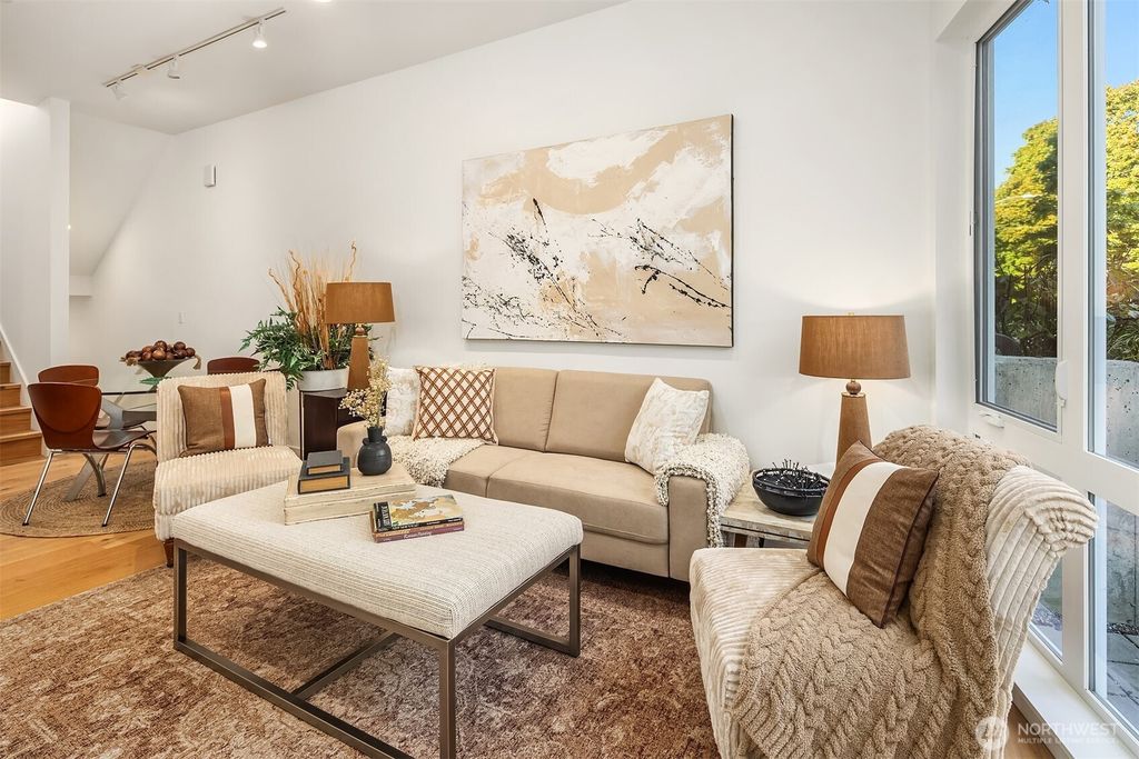 Photo of 629 13th Avenue E, Seattle, WA 98102 (MLS # 2459560)