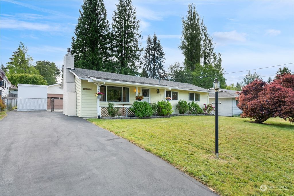 Photo of 22007 38th Avenue W, Mountlake Terrace, WA 98043 (MLS # 2249855)
