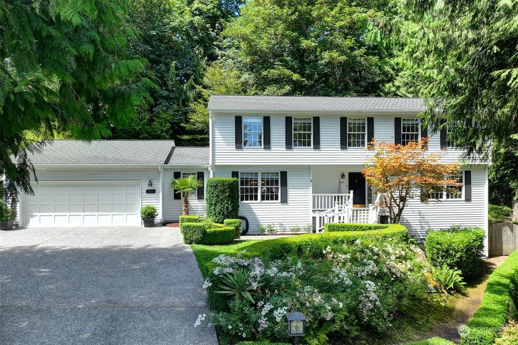 Photo of 2523 225th Place NE, Sammamish, WA 98074 (MLS # 2267409)