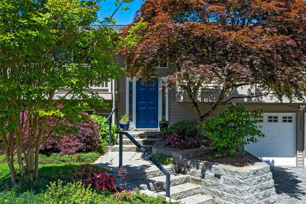 Photo of 12520 SE 65th Street, Bellevue, WA 98006 (MLS # 2244225)