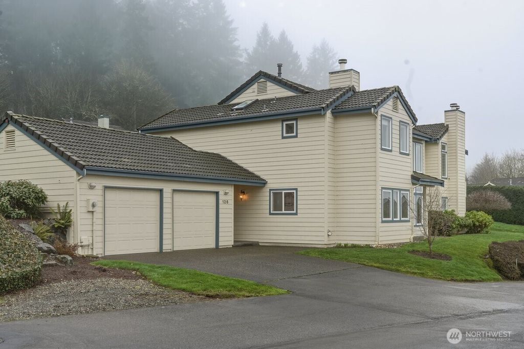 Photo of 126 Cormorant Drive Dr, Steilacoom, WA 98388 (MLS # 2463908)