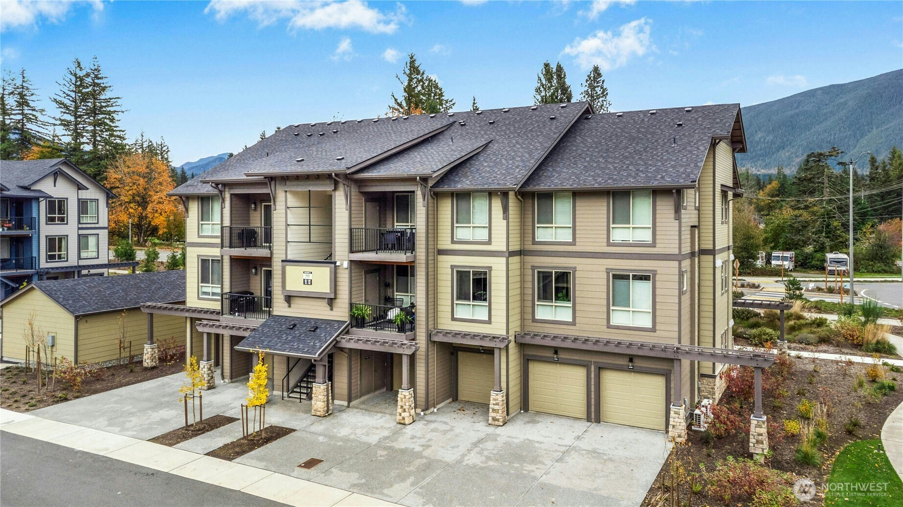 1845 SE 12th Place H-204