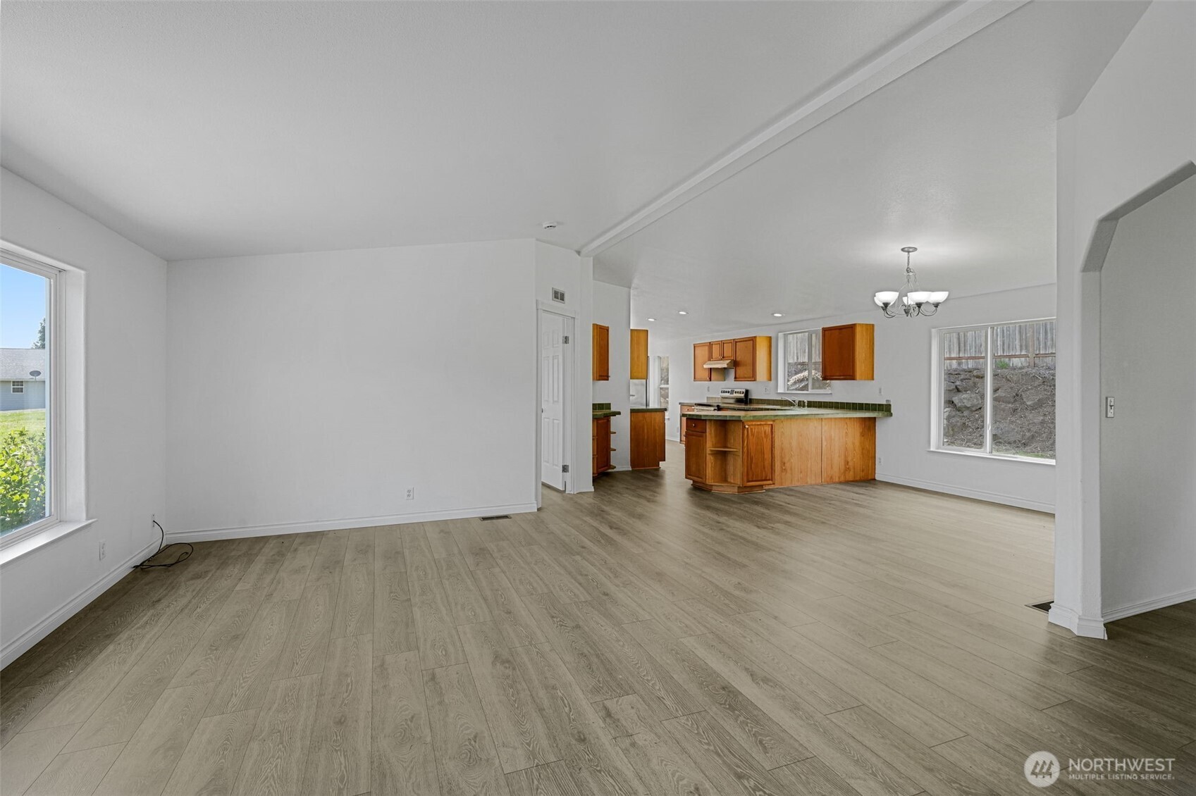 147 Zola Drive E