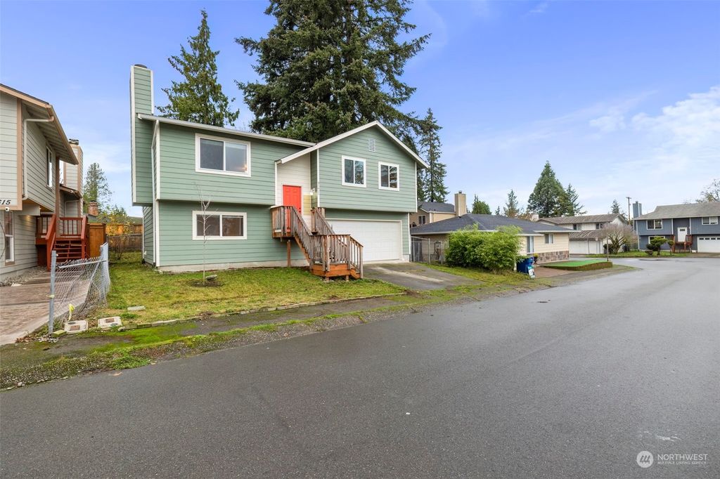 Photo of 31611 119th Place SE, Auburn, WA 98092 (MLS # 2313957)