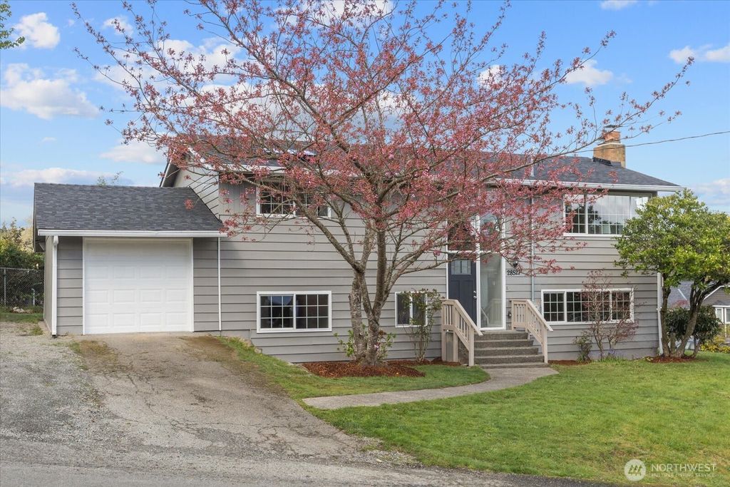 Photo of 28527 37th Place S, Auburn, WA 98001 (MLS # 2359923)