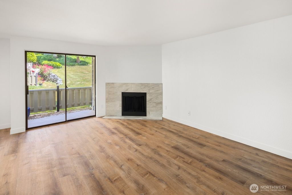 Photo of 2020 Grant Avenue S #B103, Renton, WA 98055 (MLS # 2390647)